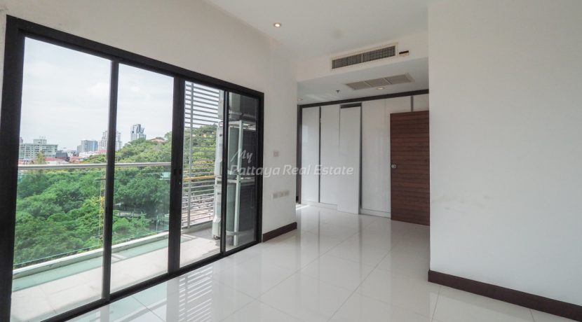 The Axis Condo Pattaya For Sale & Rent 4 Bedroom with Sea Views - AXIS48