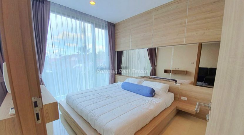 The Riviera Wong Amat Condo Pattaya For Sale & Rent 1 Bedroom with Pool Views - RW70