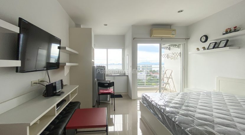 A D Hyatt Wong Amat Pattaya Condo For Sale & Rent Studio With Sea Views - AD11