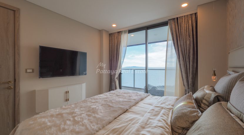 Copacabana Beachfront Jomtoen Condo Pattaya For Sale & Rent 2 Bedroom With Sea Views - COPAC18