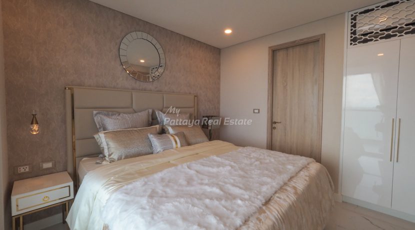 Copacabana Beachfront Jomtoen Condo Pattaya For Sale & Rent 2 Bedroom With Sea Views - COPAC18