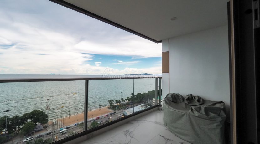 Copacabana Beachfront Jomtoen Condo Pattaya For Sale & Rent 2 Bedroom With Sea Views - COPAC18