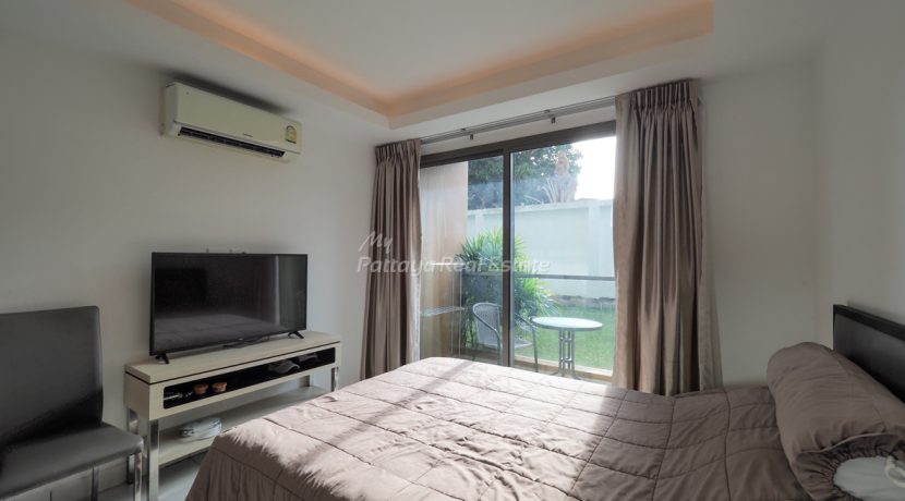 Laguna Beach Resort 2 Condo Pattaya For Sale & Rent Studio With Garden Views - LBR2J31