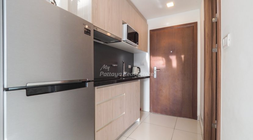 Laguna Beach Resort 2 Condo Pattaya For Sale & Rent Studio With Garden Views - LBR2J32