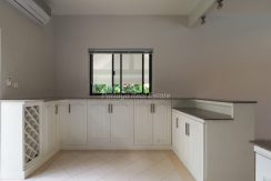 Paradise Villa 1 House For Sale 5 Bedroom With Private Pool in East Pattaya - HEPRV101