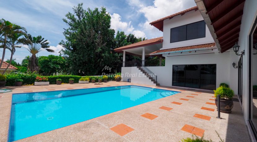 Paradise Villa 1 House For Sale 5 Bedroom With Private Pool in East Pattaya - HEPRV101