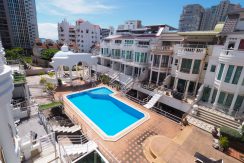 Royal Belleview Penthouse Room For Rent in Townhouse With Pool Views - HPRBP01R