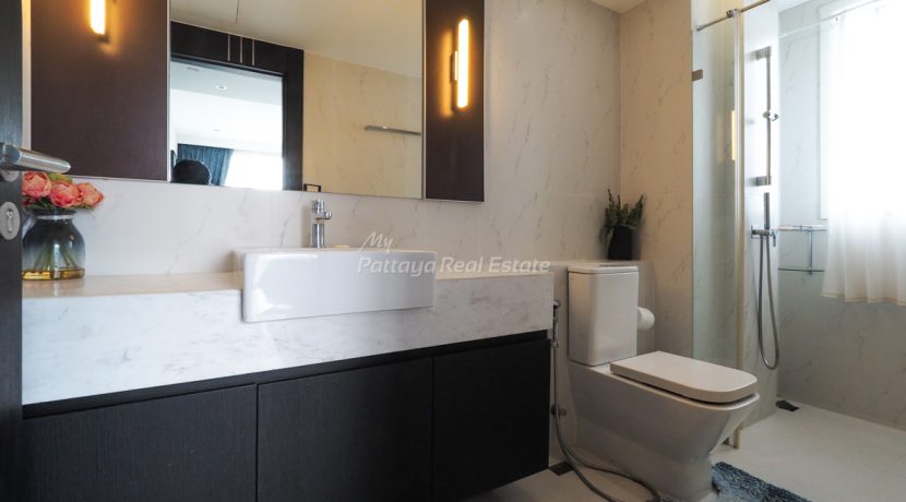 Sky Residences Pattaya For Sale & Rent 2 Bedroom With Sea Views - AMR113