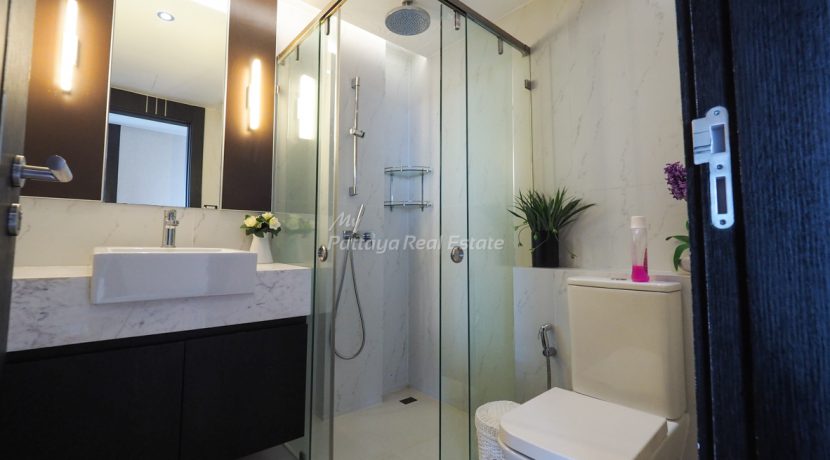 Sky Residences Pattaya For Sale & Rent 2 Bedroom With Sea Views - AMR113