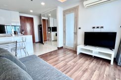 The Peak Towers Condo Pattaya For Sale & Rent 1 Bedroom With Sea Views - PEAKT92