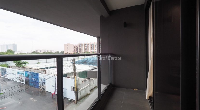 Aquarous Jomtien Pattaya Condo For Sale & Rent 1 Bedroom with City Views - AQR02