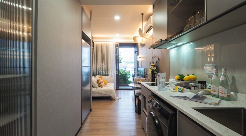 Aquarous Jomtien Pattaya condo For Sale & Rent 1 Bedroom With City Views - AQR01