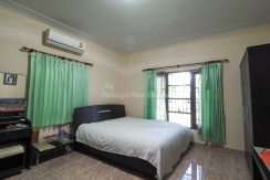 Ban Phatson House For Sale & Rent 3 Bedroom With Private Garden in East Pattaya - HEBPS01