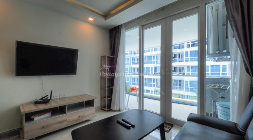 Grand Avenue Residence Pattaya For Sale & Rent 2 Bedrooms With Pool Views - GRAND194R