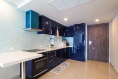 Grand Avenue Residence Pattaya For Sale & Rent 2 Bedrooms With Pool Views - GRAND194R