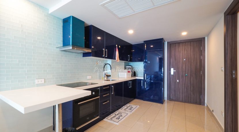 Grand Avenue Residence Pattaya For Sale & Rent 2 Bedrooms With Pool Views - GRAND194R