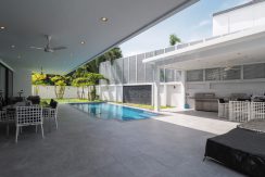 Luxury Villa Pratumnak Pattaya For Sale & Rent 4 Bedroom With Private Pool - HPLV01