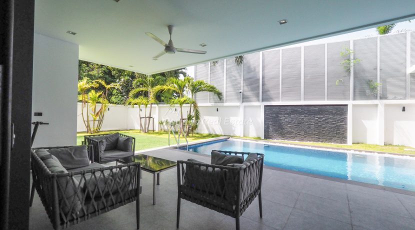 Luxury Villa Pratumnak Pattaya For Sale & Rent 4 Bedroom With Private Pool - HPLV01