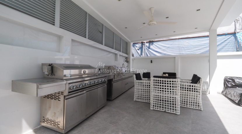 Luxury Villa Pratumnak Pattaya For Sale & Rent 4 Bedroom With Private Pool - HPLV01