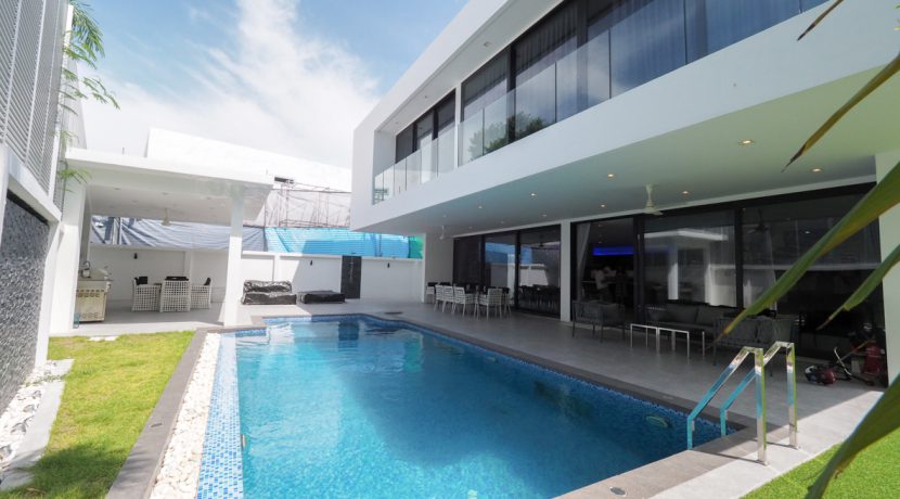 Luxury Villa Pratumnak Pattaya For Sale & Rent 4 Bedroom With Private Pool - HPLV01