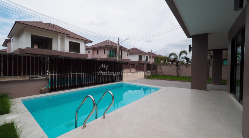 The Lake Pool Villa For Sale & Rent 4 Bedroom With Private Pool in East Pattaya - HETL02R