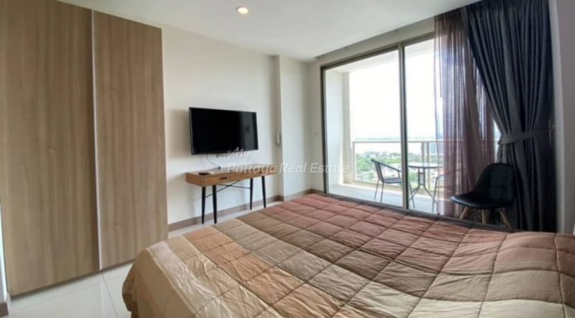 The Riviera Wong Amat Condo Pattaya For Sale & Rent Studio With Partial Sea Views - RW71