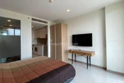 The Riviera Wong Amat Condo Pattaya For Sale & Rent Studio With Partial Sea Views - RW71