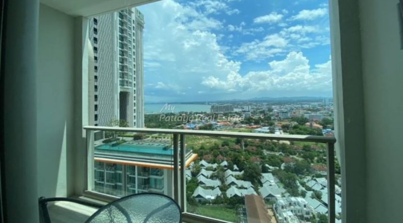 The Riviera Wong Amat Condo Pattaya For Sale & Rent Studio With Partial Sea Views - RW71