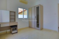 Ban Phatson Village 3 Bedroom House For Sale in East Pattaya - HEBPS02