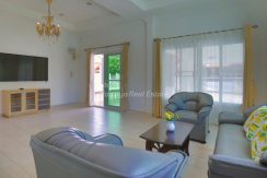 Ban Phatson Village 3 Bedroom House For Sale in East Pattaya - HEBPS02