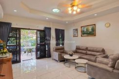 Eak Mongkol 2 Jomtien House For Sale 3 Bedroom With Private Garden - HEEMK201