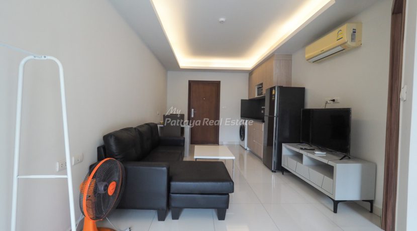 Laguna Beach Resort 2 Jomtien Condo Pattaya For Sale & Rent 1 Bedroom With Pool Views - LBR2J35