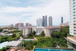 Lumpini Ville Naklue Wong Amat Condo Pattaya For Sale & Rent 1 Bedroom With Pool & Partial Sea Views - LUMW05