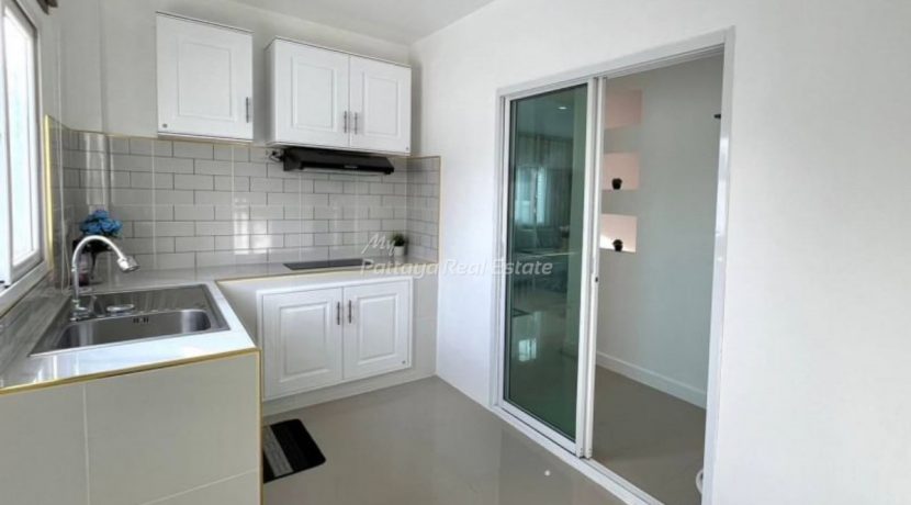 Patta Let House 3 Bedroom For Sale in East Pattaya - HEPT102