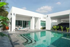 Private House For Sale With Private Pool 3 Bedroom - HE0023