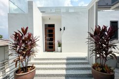 Private Luxury Pool Villa For Sale 5 Bedroom With Private Pool in East Pattaya - HE0024