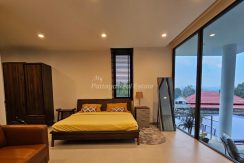 Private Luxury Pool Villa For Sale 5 Bedroom With Private Pool in East Pattaya - HE0024