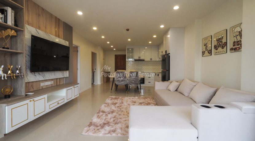 Royal Hill Resort Condo Pattaya For Sale & Rent 2 Bedroom with City Views - RYH06