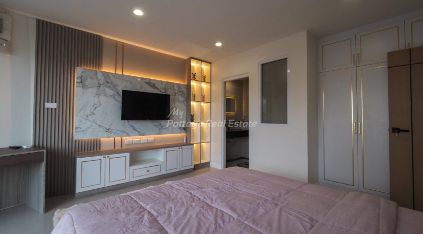 Royal Hill Resort Condo Pattaya For Sale & Rent 2 Bedroom with City Views - RYH06