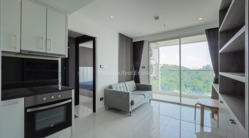 Sky Residences Pattaya For Sale & Rent 1 Bedroom With Partial Sea Views - AMR114