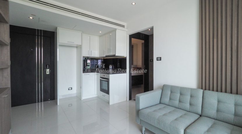 Sky Residences Pattaya For Sale & Rent 1 Bedroom With Partial Sea Views - AMR114