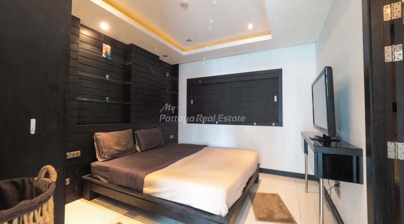 Tudor Court Pratumnak Condo Pattaya For Sale & Rent 1 Bedroom With Pool Views - TUDOR17