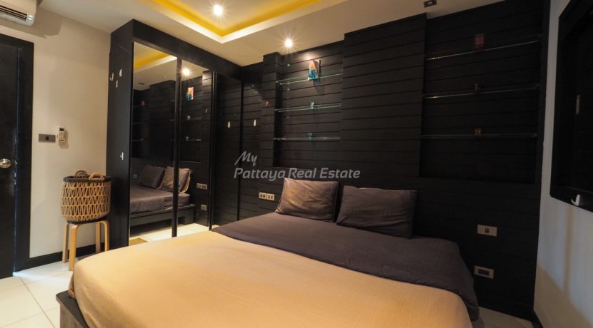 Tudor Court Pratumnak Condo Pattaya For Sale & Rent 1 Bedroom With Pool Views - TUDOR17