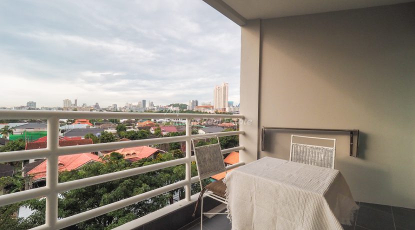 View Talay 5 Jomtien Condo Pattaya For Sale & Rent Studio With Partial Sea Views - VT5D09