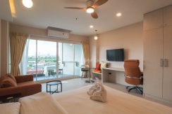 View Talay 5 Jomtien Condo Pattaya For Sale & Rent Studio With Partial Sea Views - VT5D09