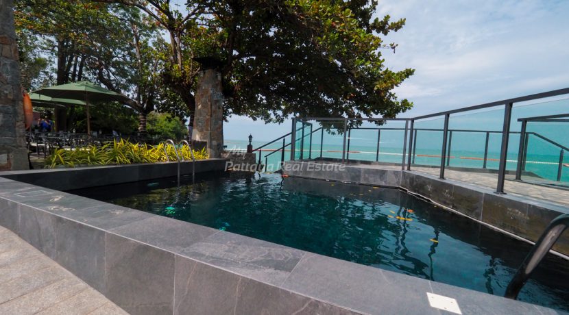 Modus Beachfront Condominium WongAmat For Sale & Rent - My Pattaya Real Estate