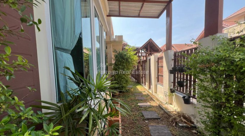 Baan Sirisa 16 House For Sale 3 Bedroom for Sale in East Pattaya - HESR1602