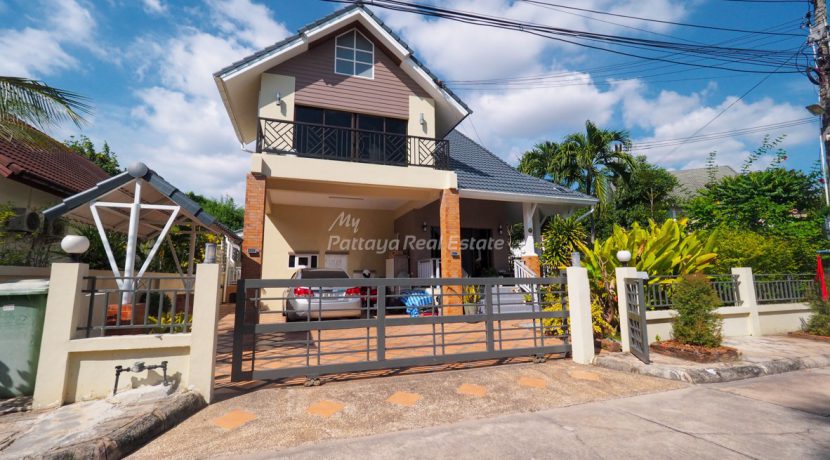 Central Park 4 Village East Pattaya House For Sale & Rent 3+1 Bedroom With Private Garden - HECP403