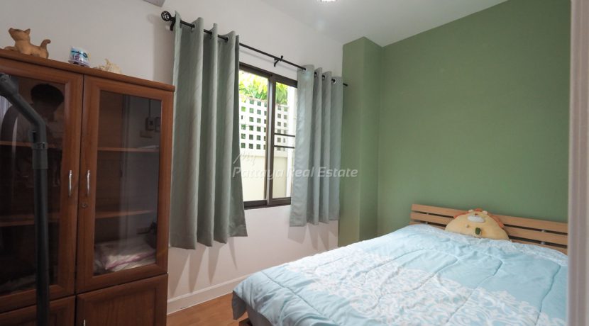 Central Park 4 Village East Pattaya House For Sale & Rent 3+1 Bedroom With Private Garden - HECP403