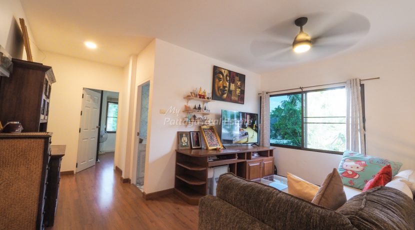 Central Park 4 Village East Pattaya House For Sale & Rent 3+1 Bedroom With Private Garden - HECP403